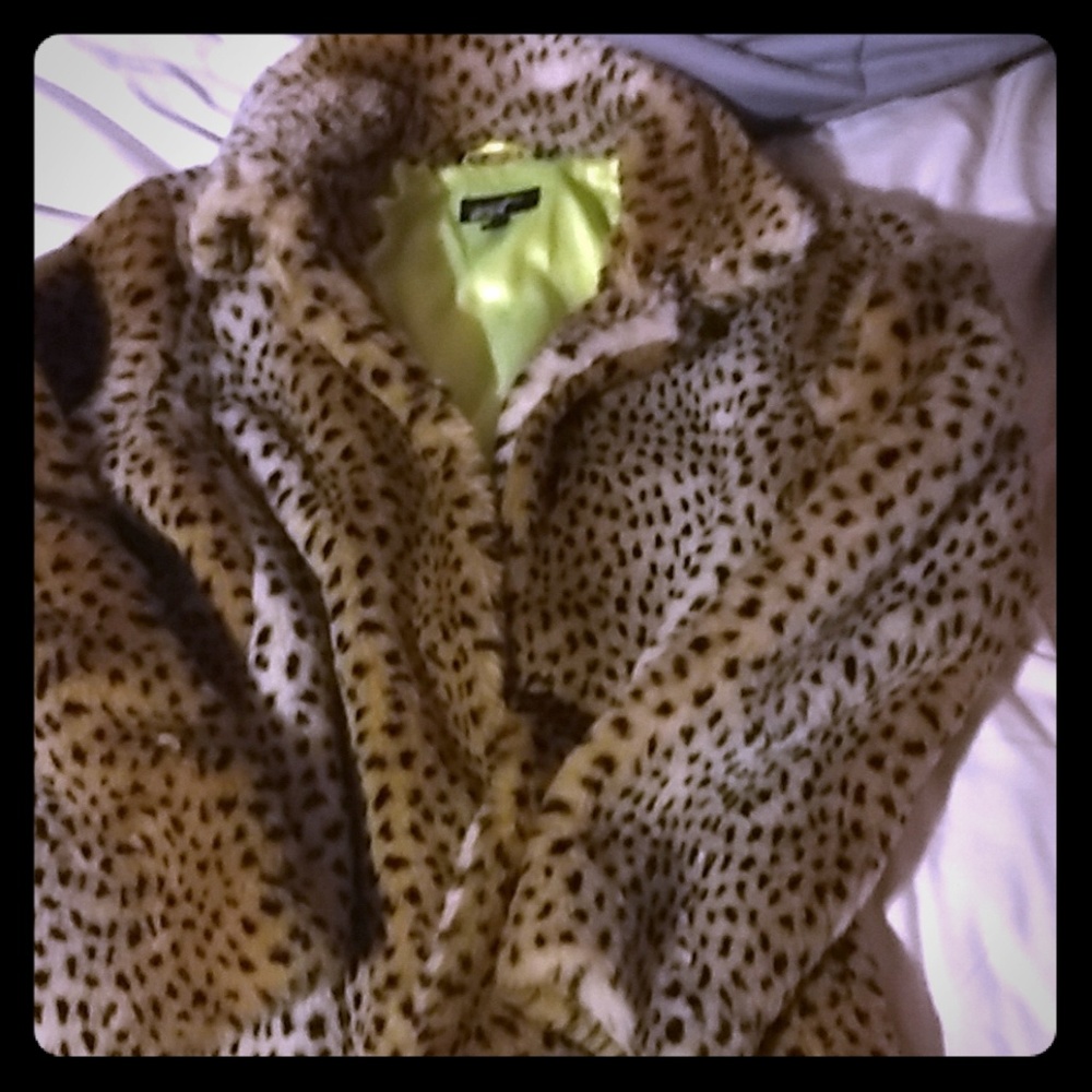 Cheetah print faux fur jacket S